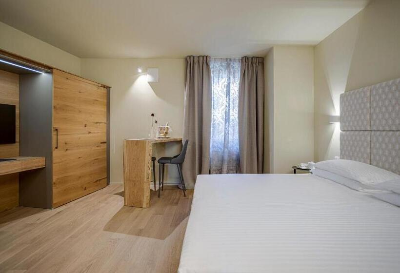 Номер Deluxe, Borgo Impero
