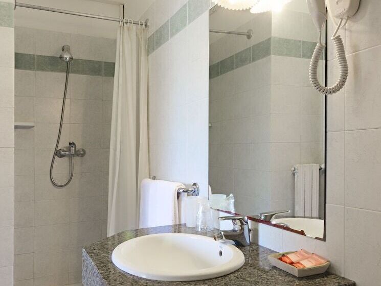 اتاق استاندارد سه نفره, Agriturismo Al Parco Lecce