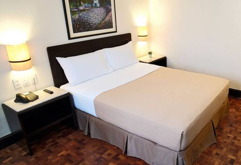 Quarto Deluxe Individual, Fersal Hotel Malakas, Quezon City