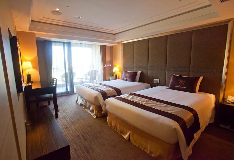 اتاق استاندارد با چشم‌انداز دریاچه, Sun Moon Lake