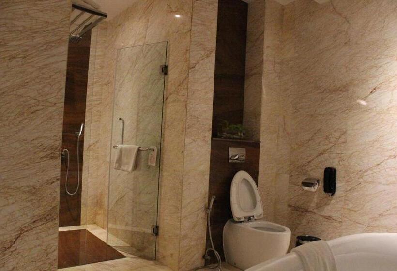 Президентский Люкс, Swiss Belhotel Harbour Bay