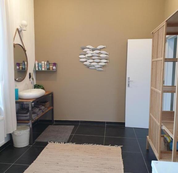 Номер Стандарт Трехместный, Escale Chambre D Hôtes Au Coeur Du Vieux Profondeville Entre Namur Et Dinant