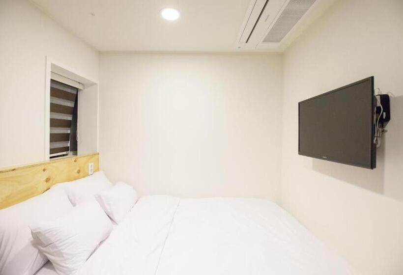 スタンダードルーム, Seoulite Inn Myeongdong Formerly   Step Inn Myeongdong 2