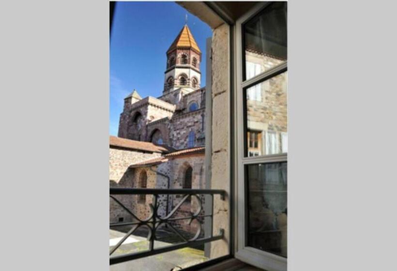 Дом 4 Спальни, Relais Du Noble Voyageur