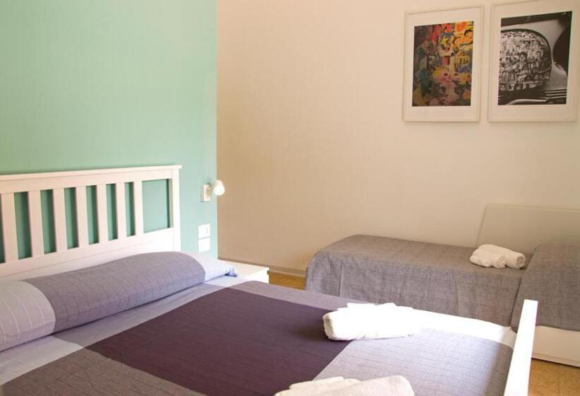 Cameră Triplă Standard, Valente Rooms
