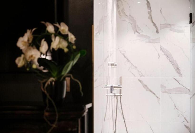 اتاق استاندارد با تخت بزرگ, Vitrum   Como Luxury Suites