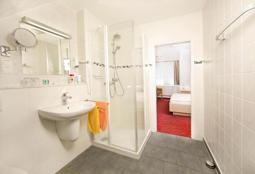 패밀리 아파트, Ferienhotel Bernstein