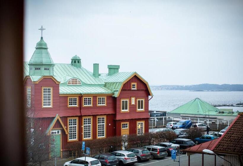 اتاق کلاسیک با چشم‌انداز دریا, Grand Hotel Lysekil