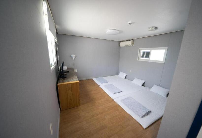 スタンダードトリプルルーム, Beewon Guest House