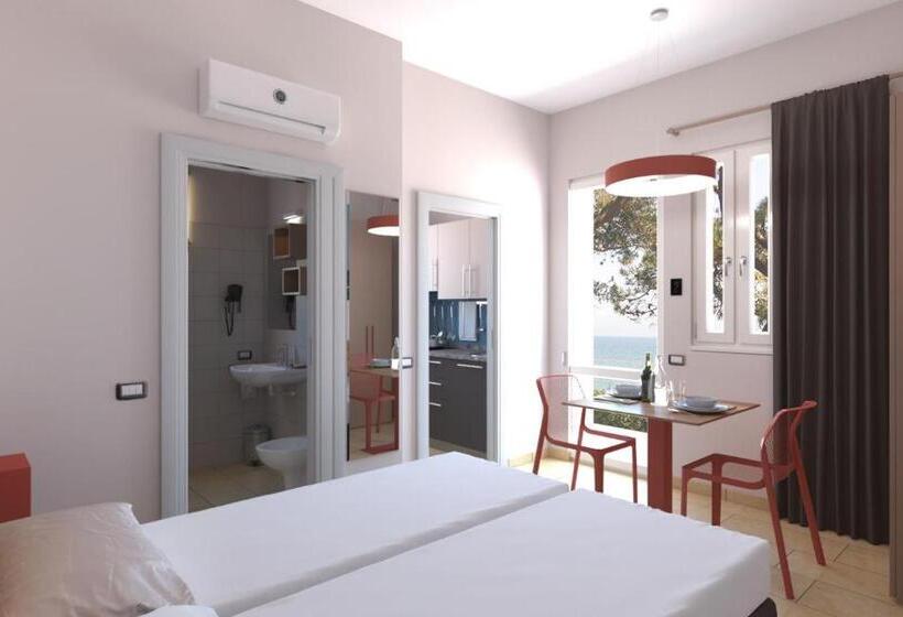 Студия Стандарт Вид на Море, Golfo Del Sole Holiday Resort