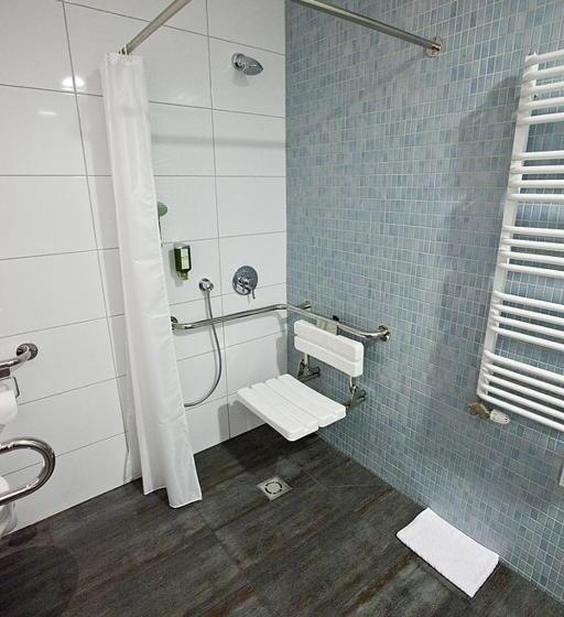 غرفة قياسية لذوى الاحتياجات الخاصة, Natura Residence Business & Spa