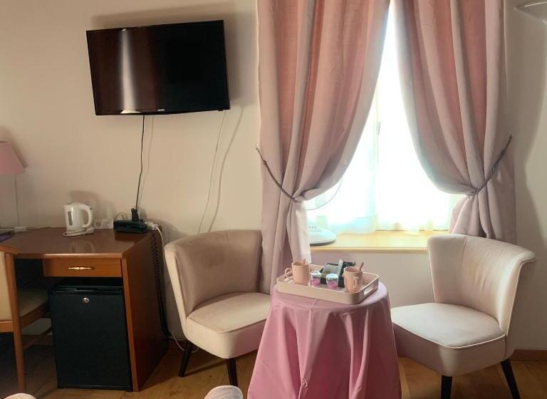 Номер Стандарт, Auberge Du Cheval Blanc