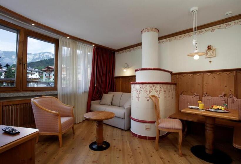 Люкс с Балконом, Tevini Dolomites Charming