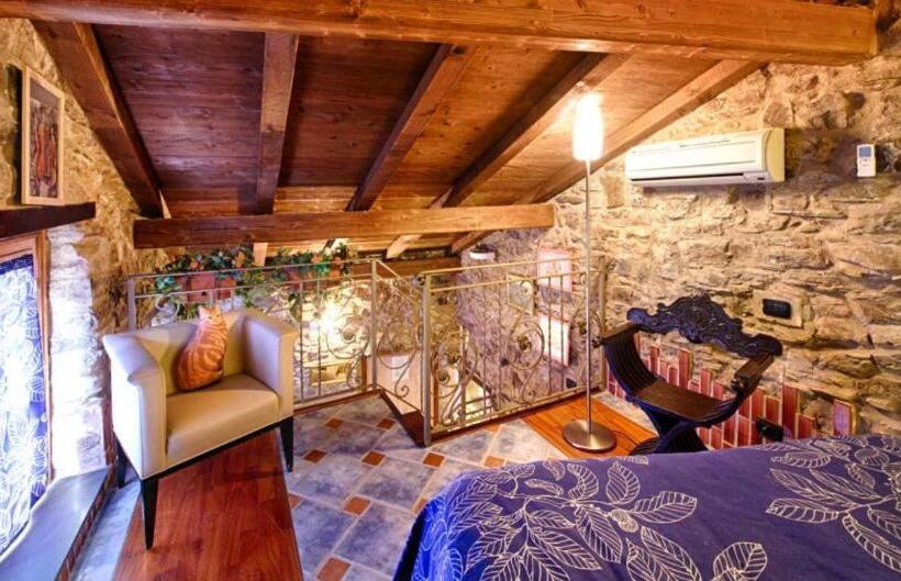 스위트, Munta E Cara Albergo Diffuso