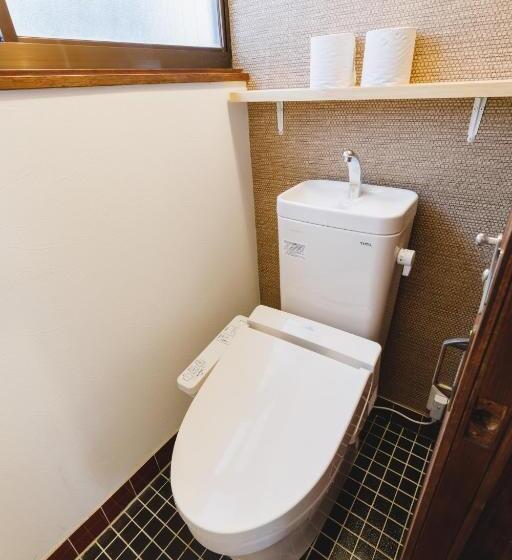 Дом 1 Спальня, Couch Potato Hostel   Vacation Stay 88241