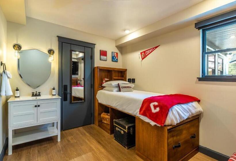 Номер Стандарт Индивидуальный, The Dorm