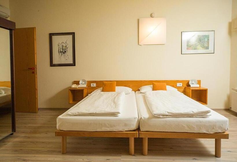 Пентхаус, Club Hotel Olivi   Tennis Center