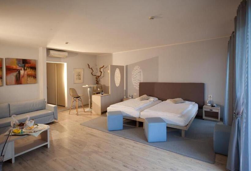 Полулюкс с Балконом, Club Hotel Olivi   Tennis Center