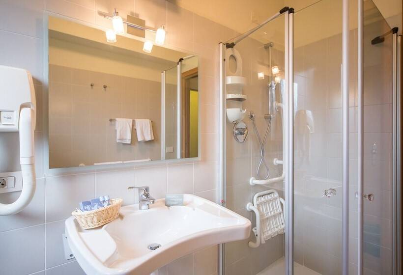 Номер Стандарт Вид на Сад, Club Hotel Olivi   Tennis Center