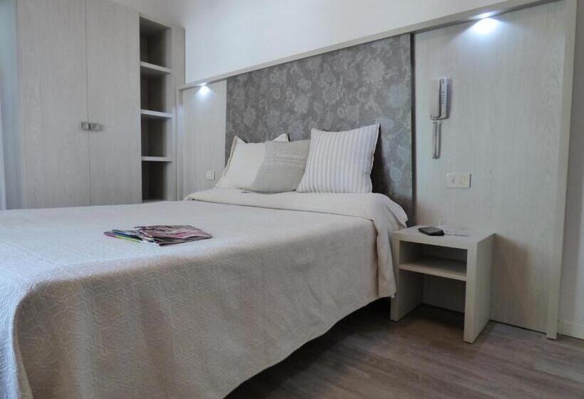 带海景标准四人间, Design Hotel Astra B&b