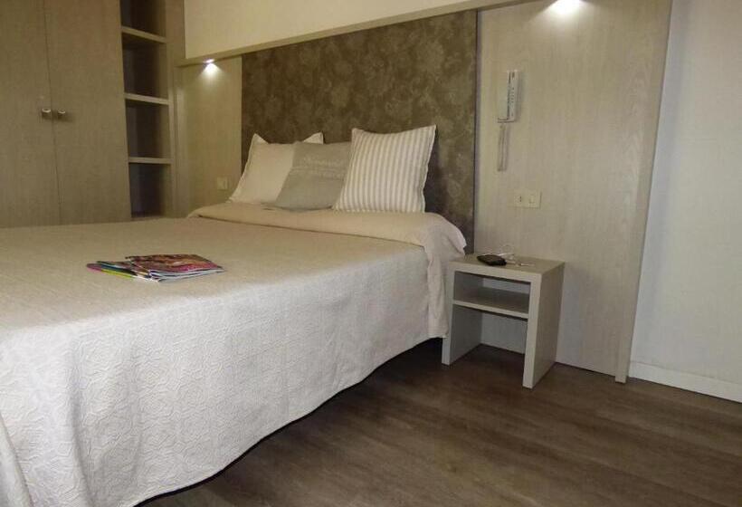 带海景标准四人间, Design Hotel Astra B&b