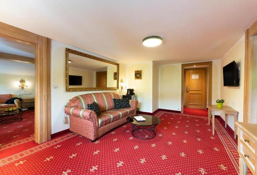 Люкс 2 Спальни, Alpin & Wellness Resort Hotel Ludwig Royal