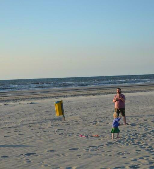 带1个卧室的公寓, Pipowagen Op Het Strand