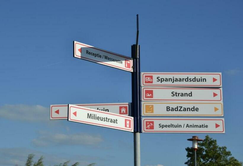 带1个卧室的公寓, Pipowagen Op Het Strand