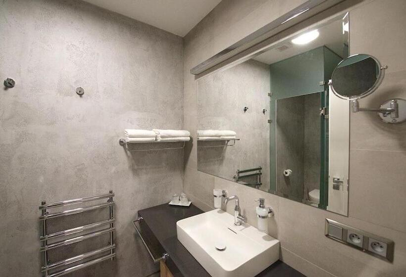 스위트, Grand Hotel Trenčin