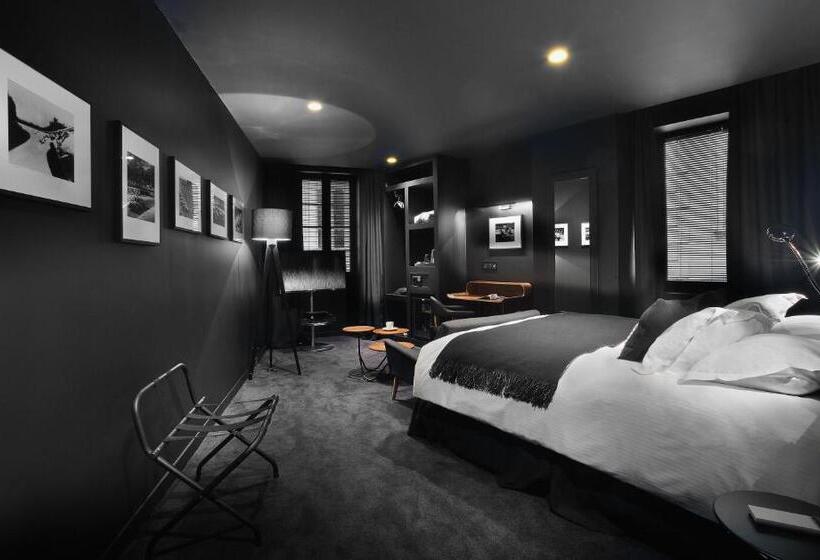 Номер Стандарт, Petit Hôtel Confidentiel