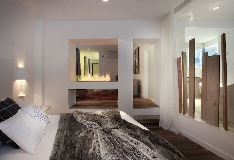 Люкс Повышенной Комфортности, Petit Hôtel Confidentiel