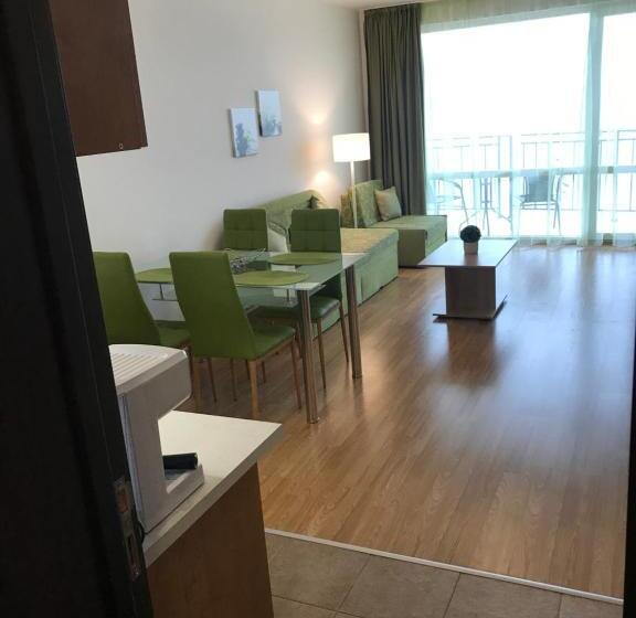 آپارتمان 1 خوابه با چشم‌انداز دریا, Villa Maria 2
