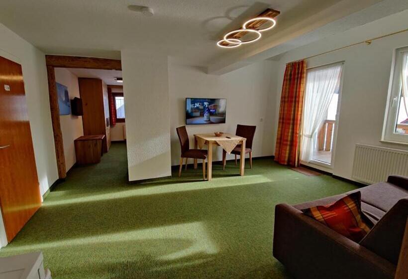 Студия Стандарт, Café Pension Feldbergblick