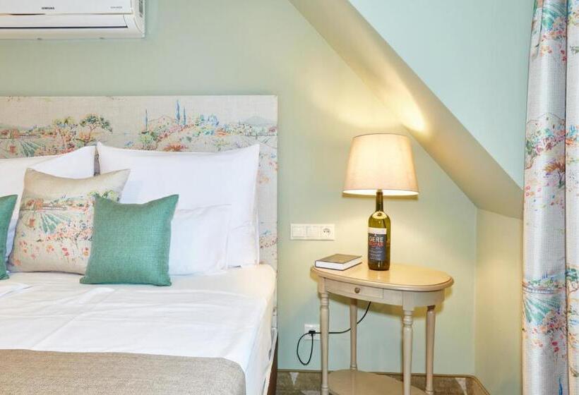 Family Suite, Crocus Gere Bor Hotel Resort & Wine Spa