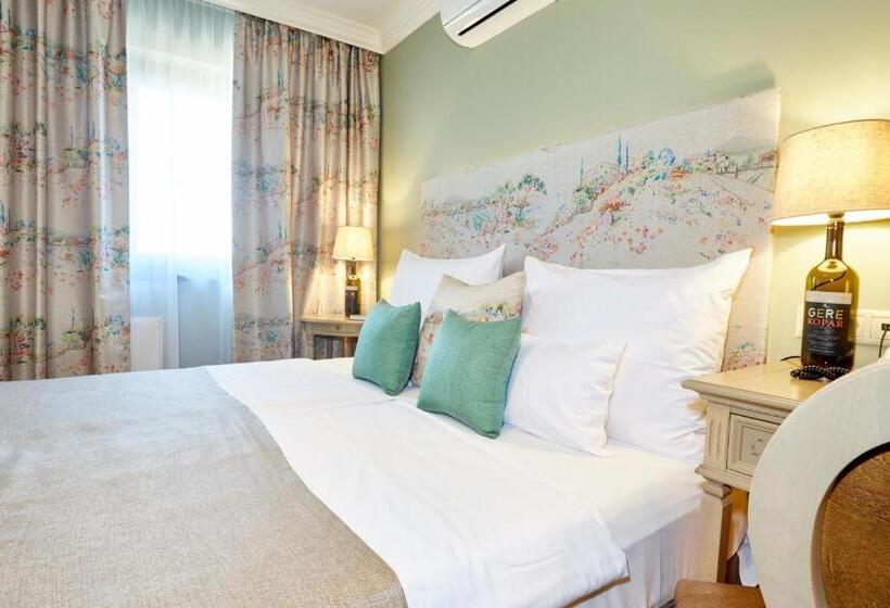 Номер Deluxe, Crocus Gere Bor Hotel Resort & Wine Spa