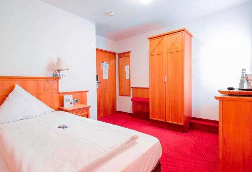 Номер Стандарт Индивидуальный, Land Gut Hotel Landgasthof Zur Rose