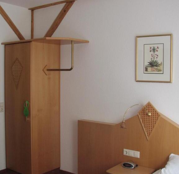 Номер Стандарт, Land Gut Hotel Landgasthof Zur Rose