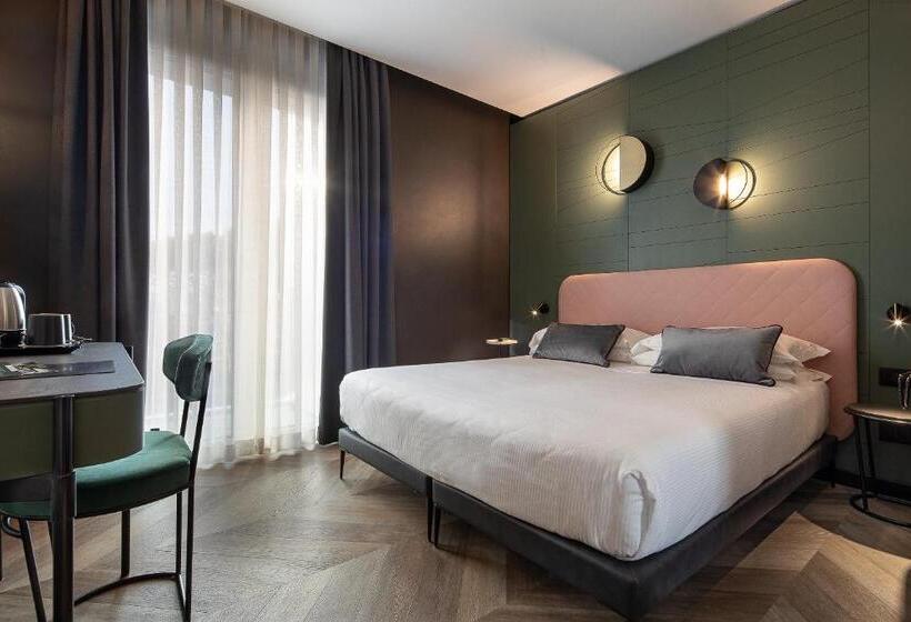 Номер Deluxe, Forte Del 48
