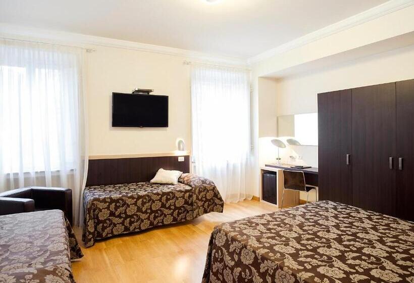 اتاق استاندارد چهار تخته, Hambros Il Parco In Villa Banchieri