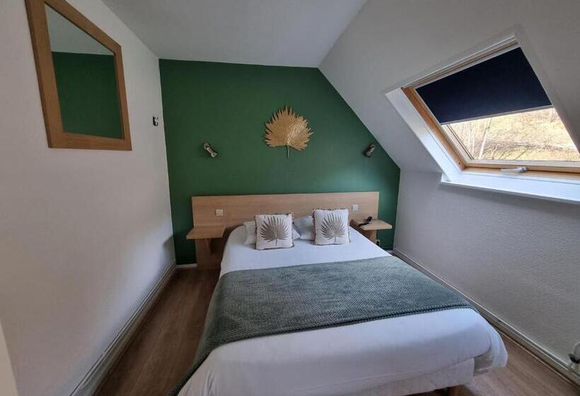 Номер Стандарт Вид на Сад, Logis Hôtel Restaurant De La Poste Et Spa De Montagne