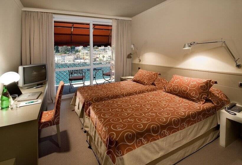 Superior room with lake view, Milano