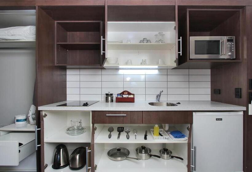 Люкс 2 Спальни, Amethyst Court Motor Lodge
