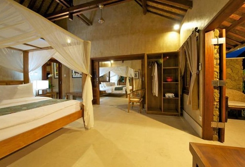 Бунгало Deluxe, Three Monkeys Villas