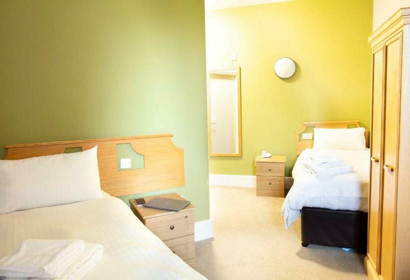 Номер Стандарт, Kents Hill Park Training & Conference Centre