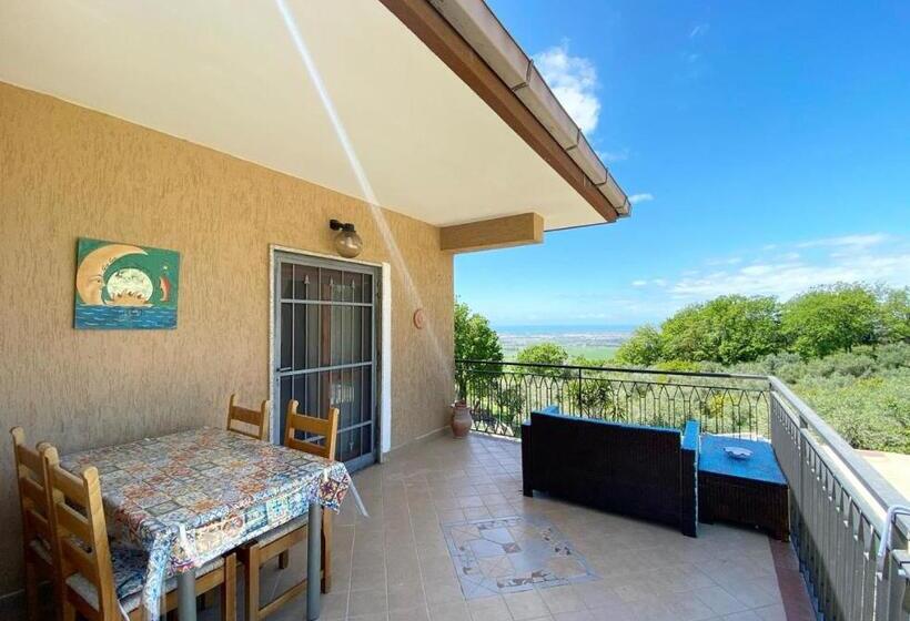 اتاق استاندارد با تراس, B&b Giogió
