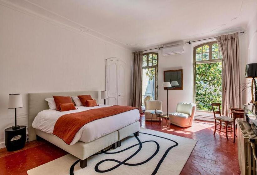 Люкс Deluxe Кровать Кинг, La Chapelle Sur La Sorgue