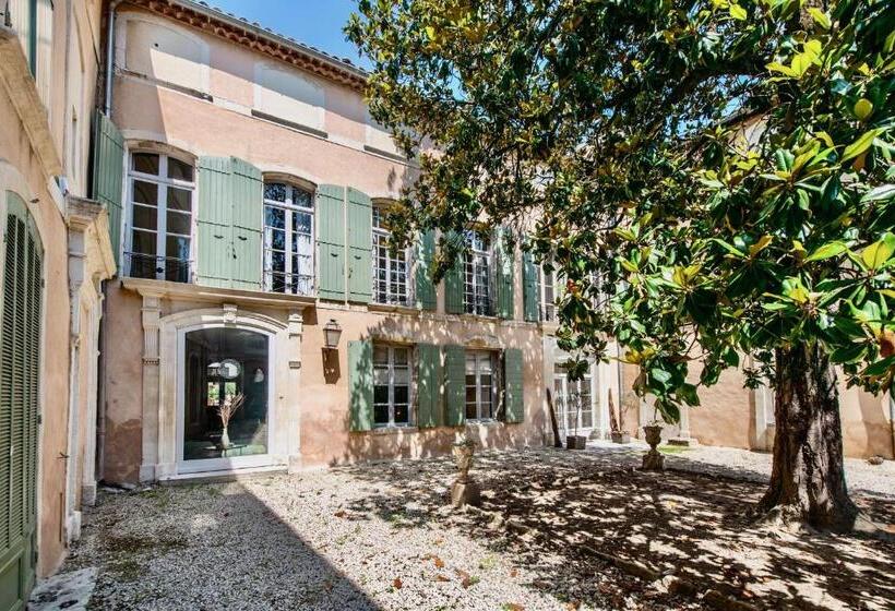 Люкс Вид на Сад, La Chapelle Sur La Sorgue