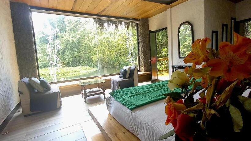 Suite with lake view, Cantalarana, Antes Wikiri Lodge
