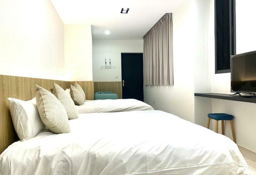 اتاق استاندارد چهار تخته, Jabez Homestay