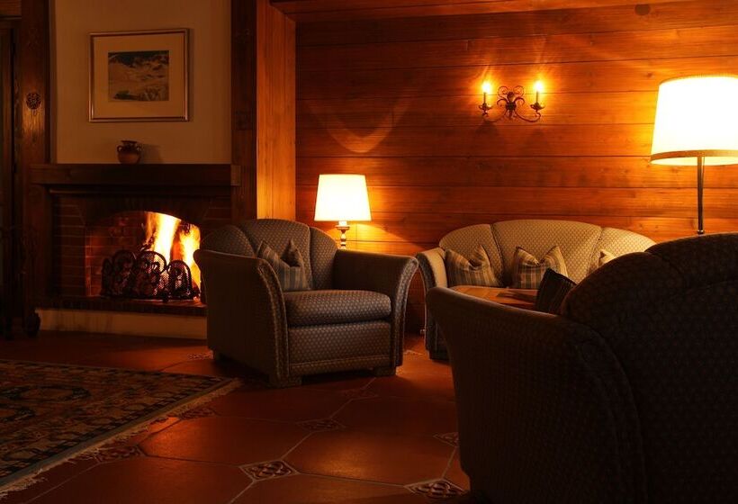 Номер Deluxe, Hinterwies – Ski In / Lodge / Dine